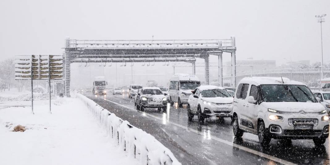 İstanbul'da Kış Alarmı: İstanbul'da Hangi Tarihlerde Karla Yağacak?